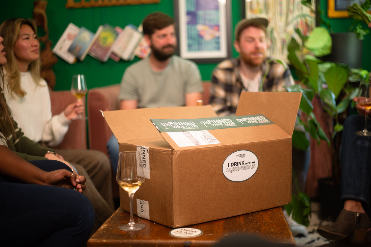 3 for 1 Wine & Crime Holiday Offer