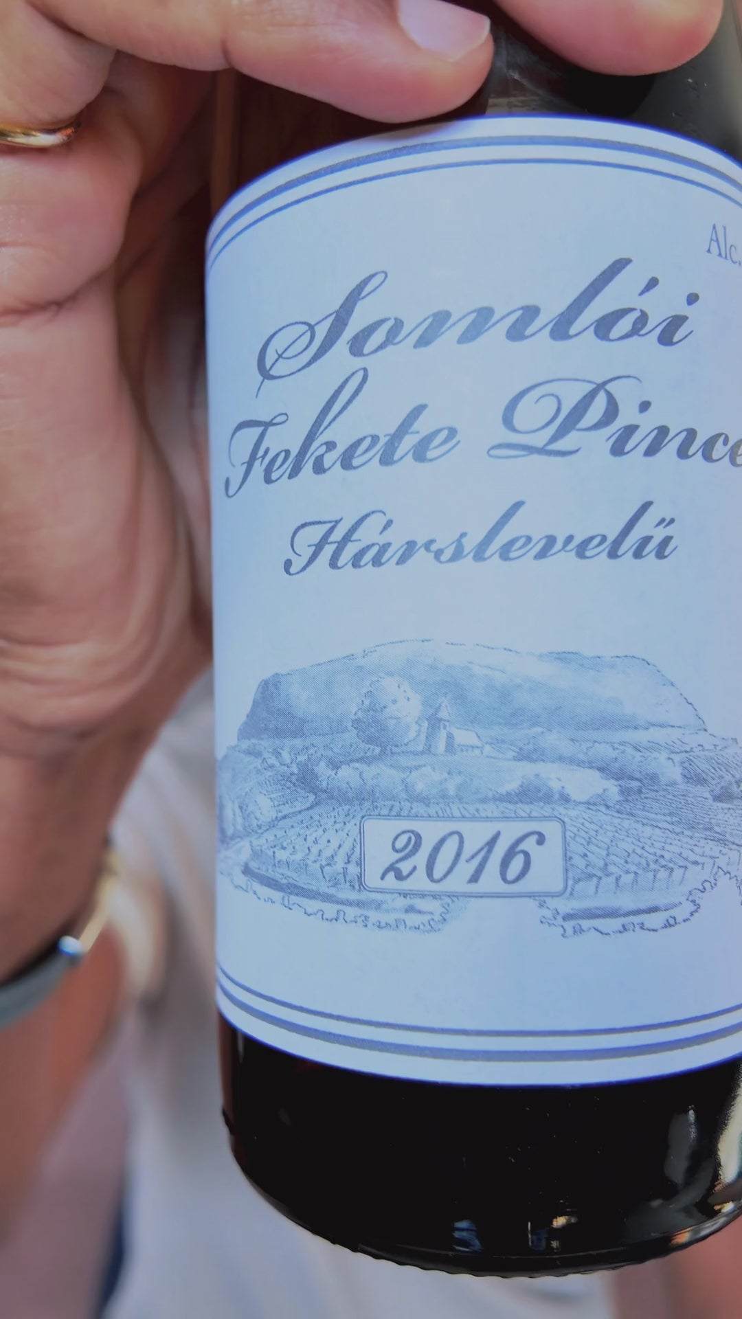 Fekete Pince Hárslevelű 2016
